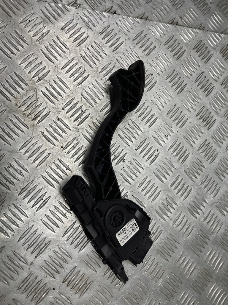 Потенціометр газу 6g92-9f836-rd ford mondeo mk4 рестайлінг  2.0t Недорого