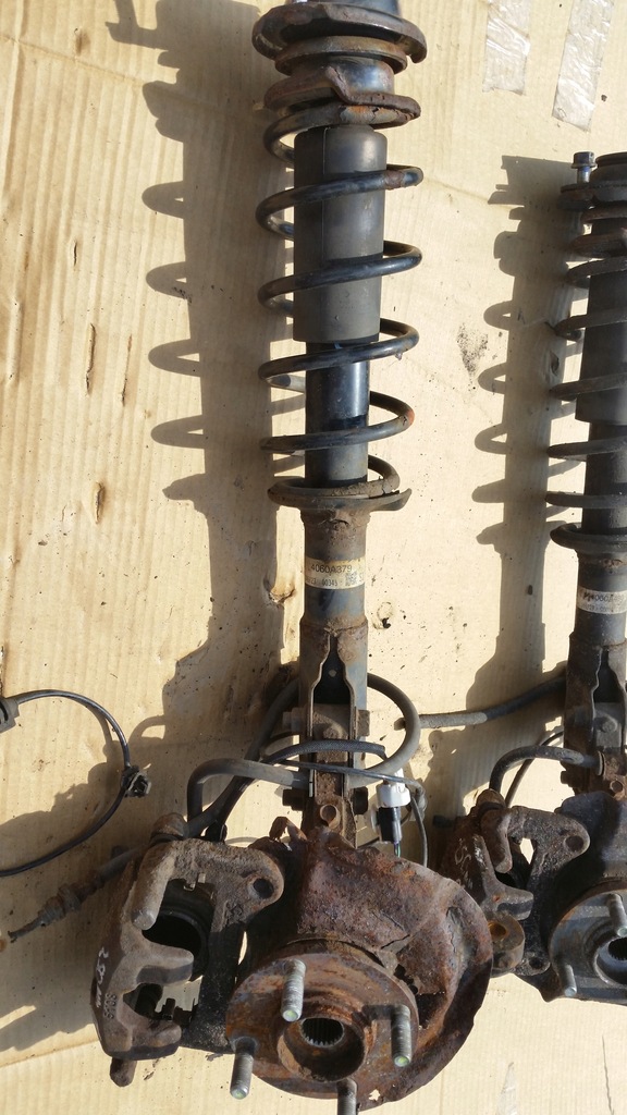 фото №6, Поворотний кулак ліва lub права перед 4060a379 mitsubishi space star ii