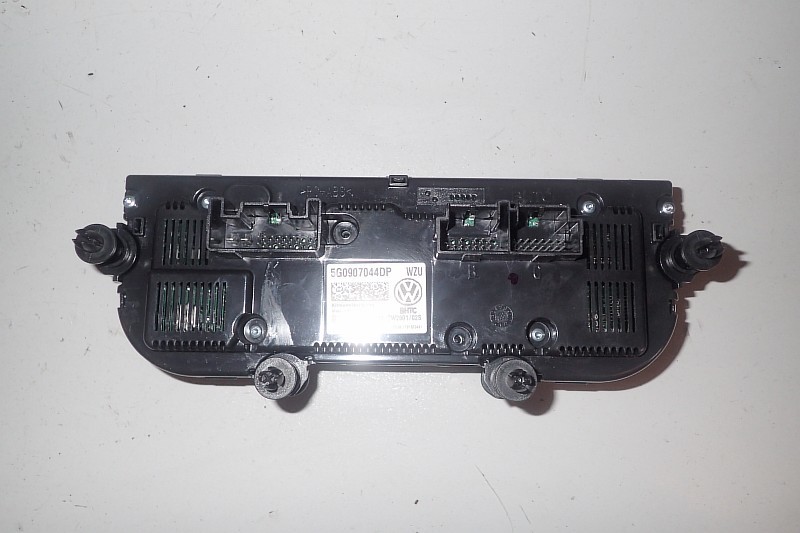 фото №16, Vw панель кондиционер 5k0907044g 5g0907044dp 5g0907044dr