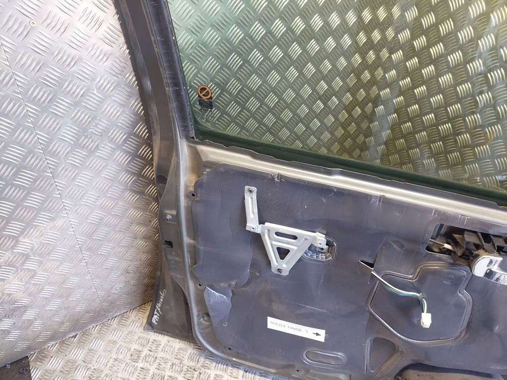 фото №7, Nissan pathfinder r51 2006 перед сторона левая дверь передние