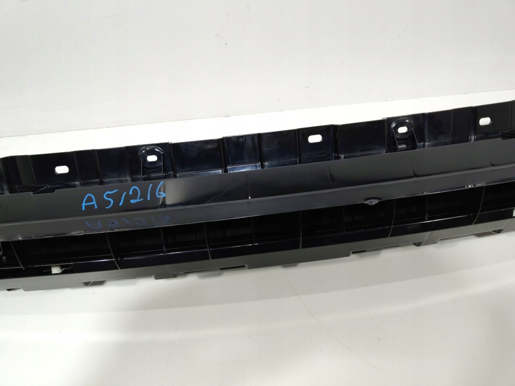 фото №4, Land rover discovery 5 v усилитель бампер перед