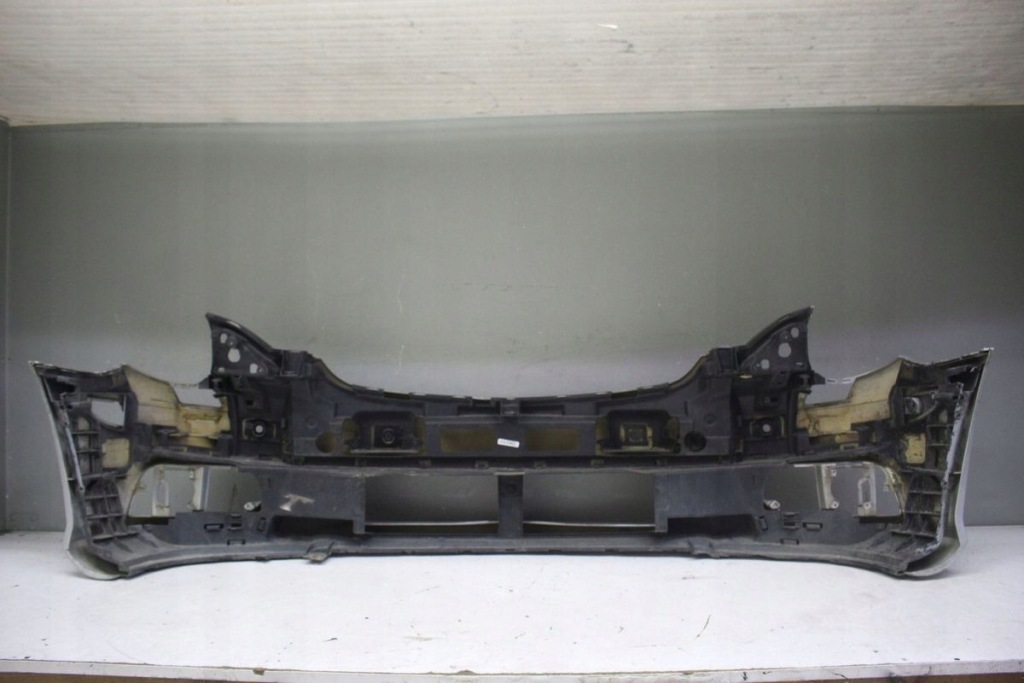 Бампер перед передній mercedes r-klasa 251 amg Недорого