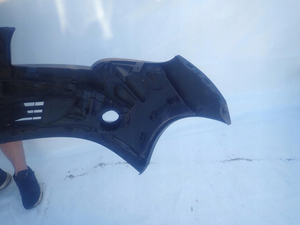 Renault megane iii 08-12 бампер перед передний Оригинал