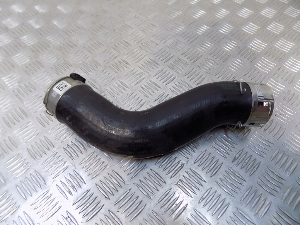 фото №3, Bmw 5 g30 труба шланг интеркулер 2796440