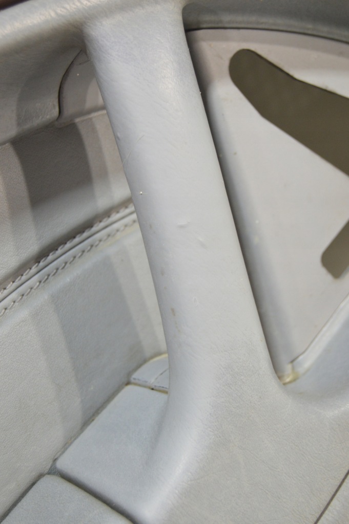 Купить Обшивка дверь левый szary po рестайлинг  mercedes r129 sl 1297209370