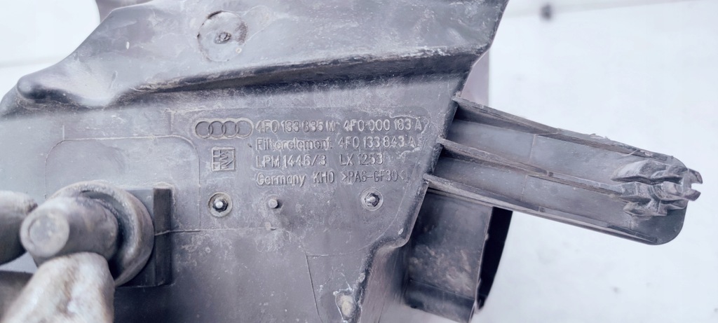 фото №6, Корпус фильтра воздуха audi a6 c6 4f0133835m