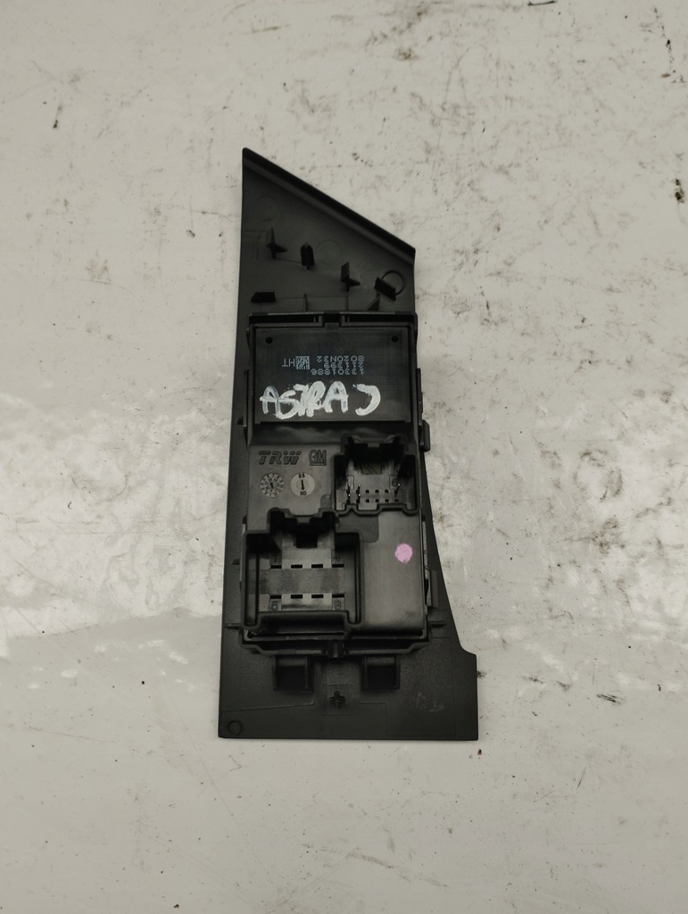 фото №9, Opel astra j 4 iv панель переключатель окон правый перед 13301886