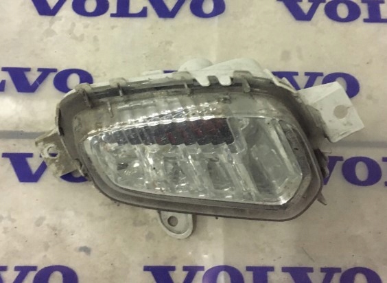фото №1, Volvo v40 cc 12- противотуманная фара led правый ideał 31395922