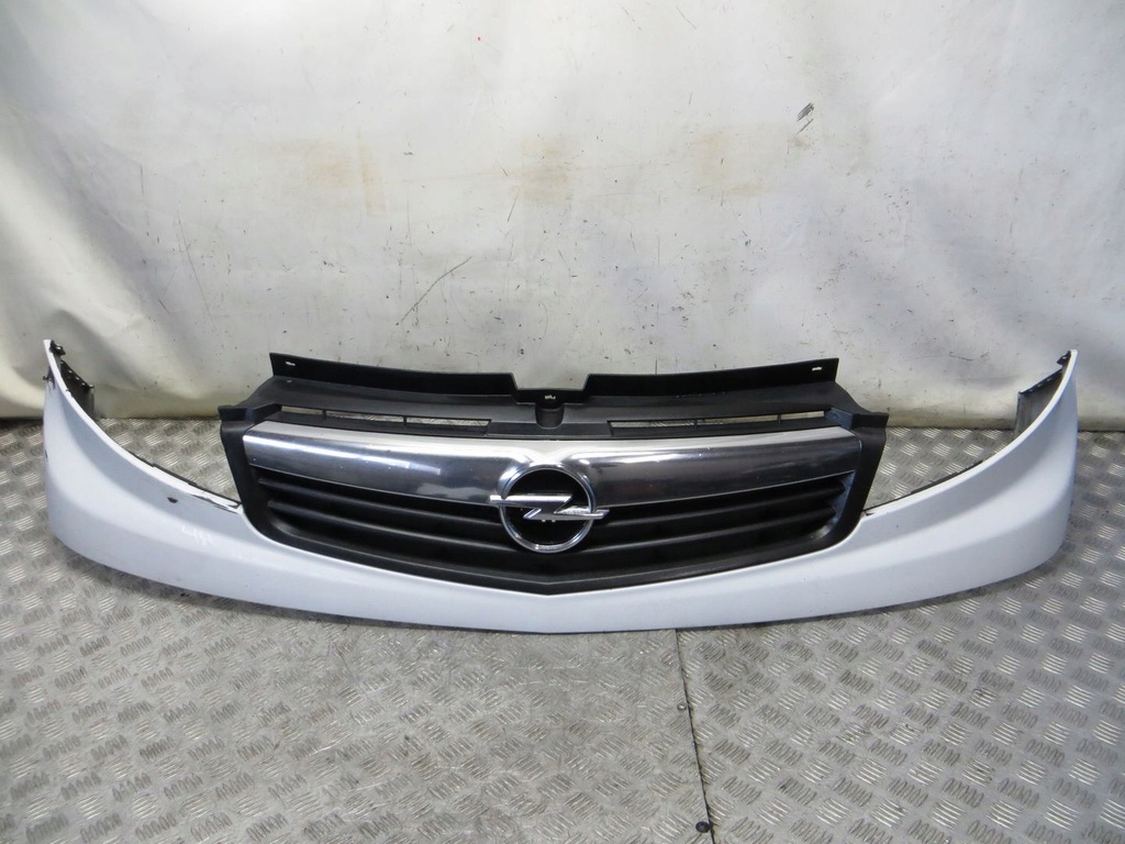 фото №1, Opel vivaro решітка радіатора решітка радіатора бампера 06-