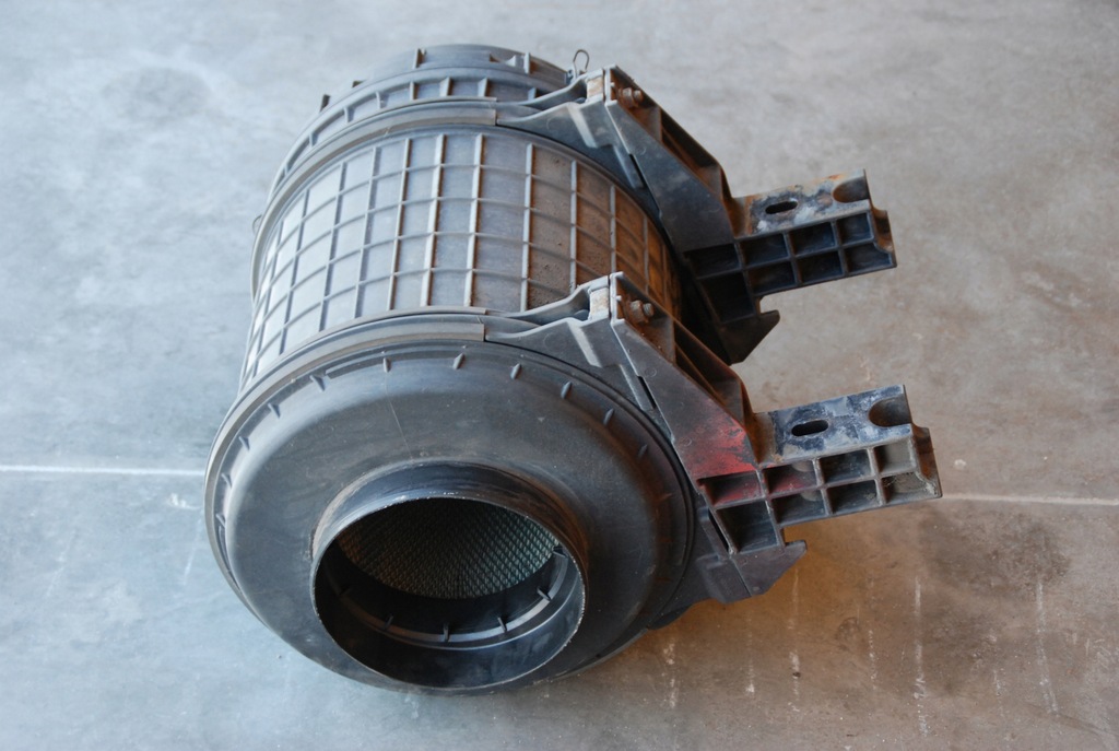 фото №4, Корпус фільтра повітря лапи renault premium dxi