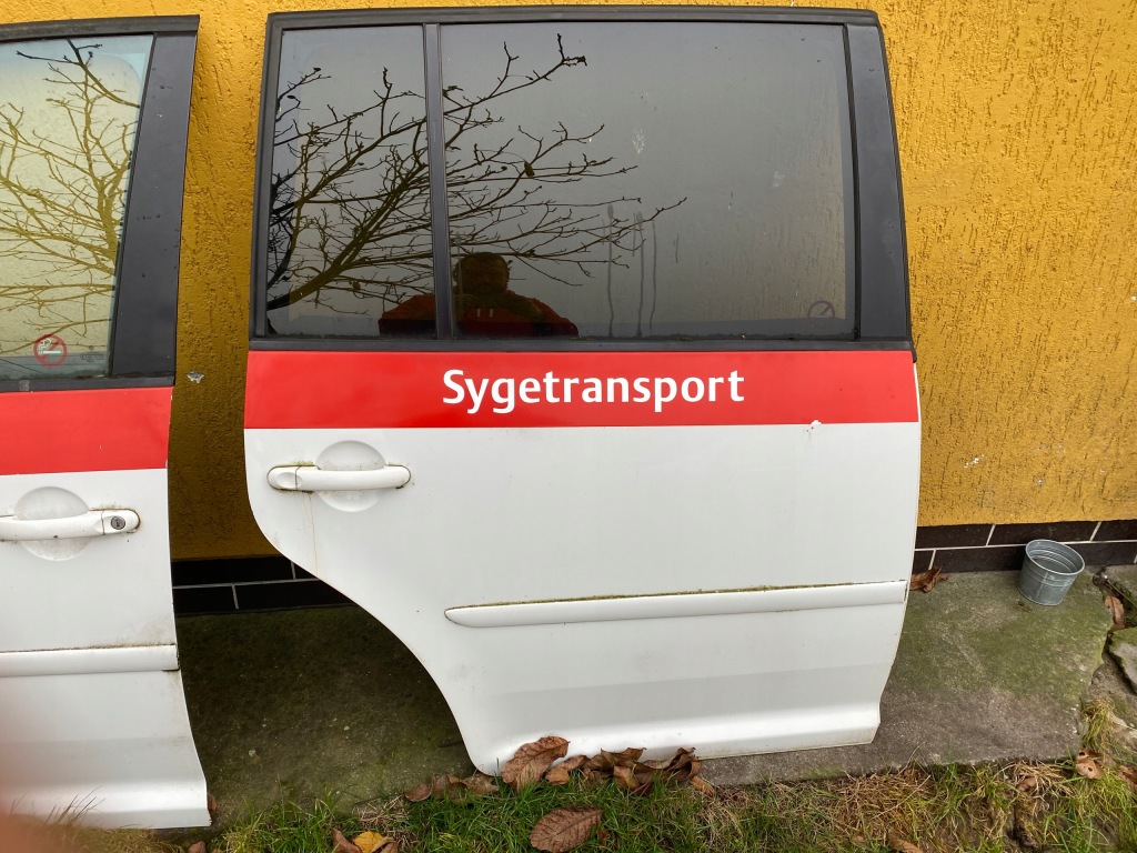 фото №1, Vw touran lift 10-15 двері праве задні повний