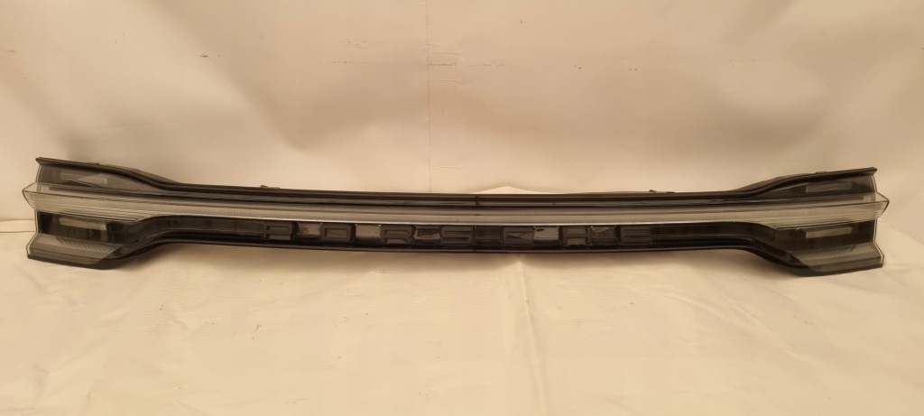 фото №1, Porsche macan lift накладка лампа крышки задняя