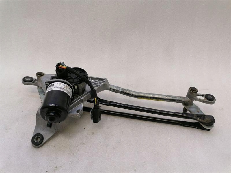 фото №1, Maserati ghibli m157 передня частина двірник тягa 670001639 rhd правий кермо