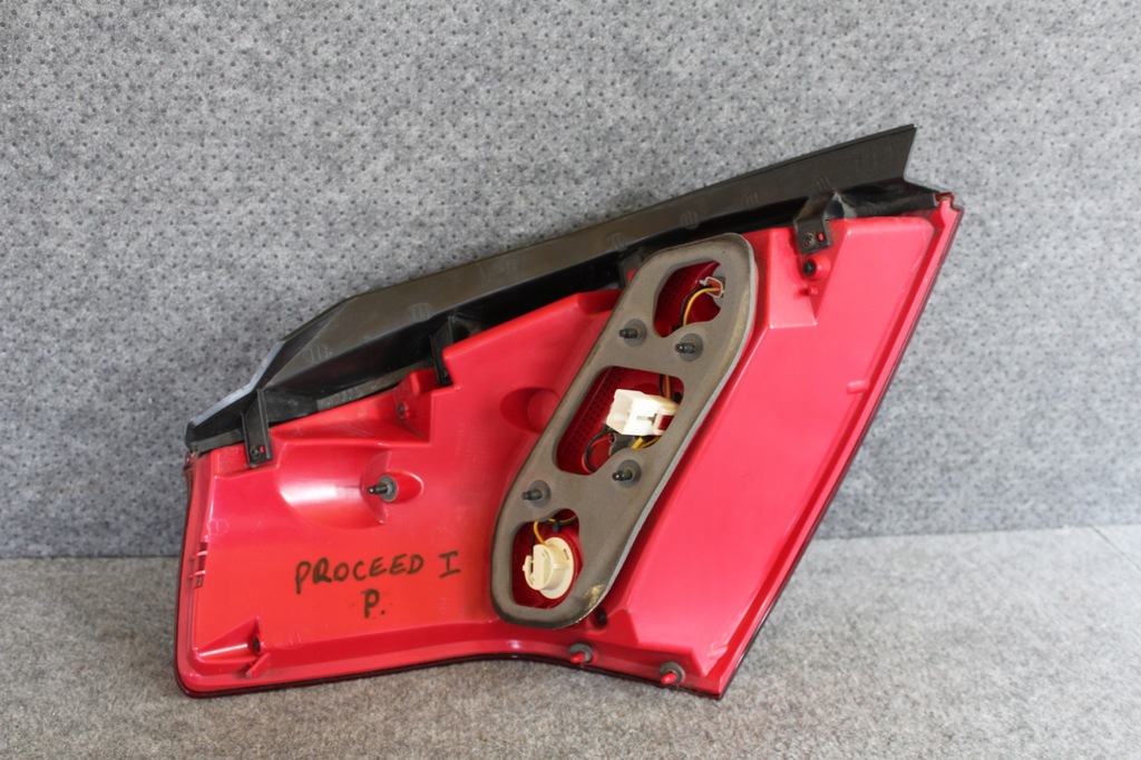 фото №3, Лампа правий задня kia pro ceed 2006-2012 r