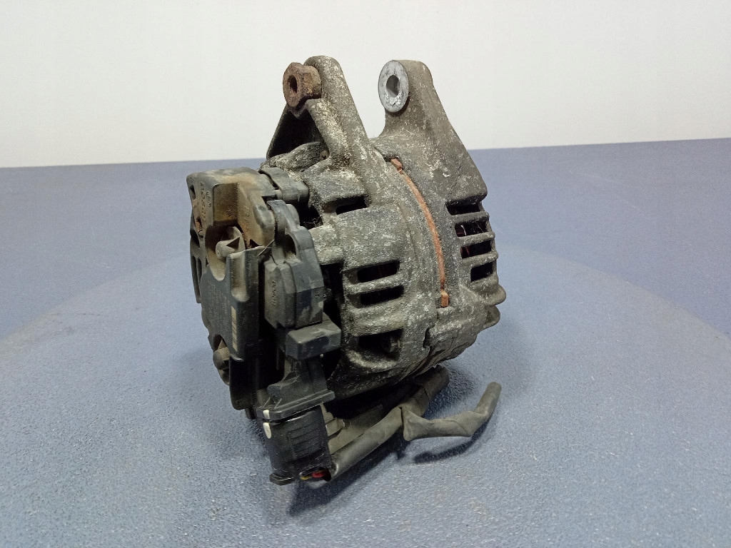 Toyota corolla e12 1.6 vvti 110km генератор 80a 27060-0d030-b Недорого