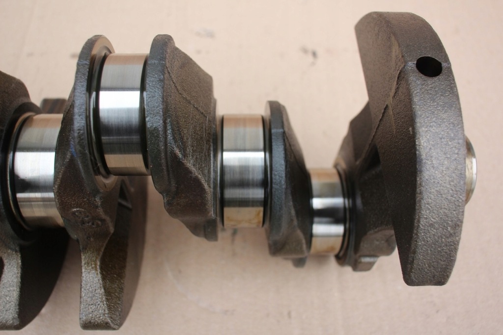 Wał колінчастий bmw n46b20b n46 2.0i номінал оригінальний e90 e91 e83 x3 Недорого