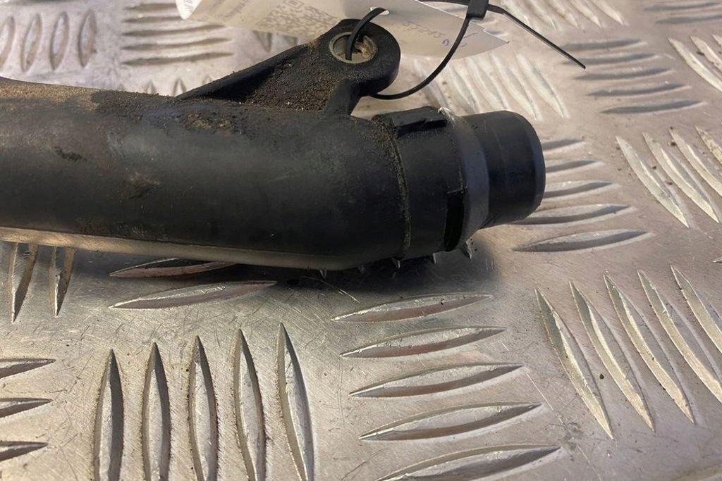 фото №6, Труба охлаждение bmw x3 e83 115377873809 2.0l дизель 110kw 2007