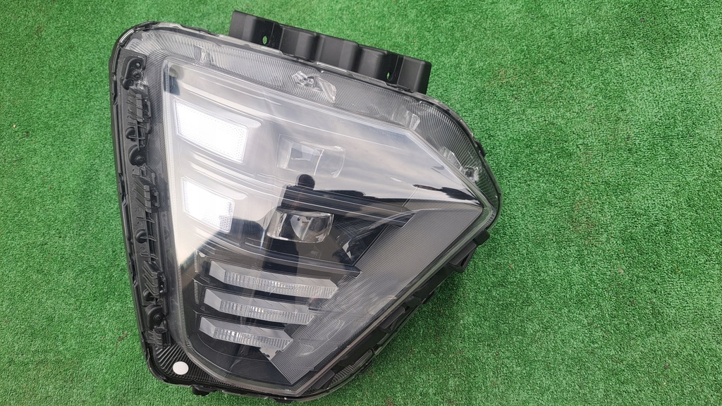 фото №1, Hyundai kona 2 ii full led лампа передня