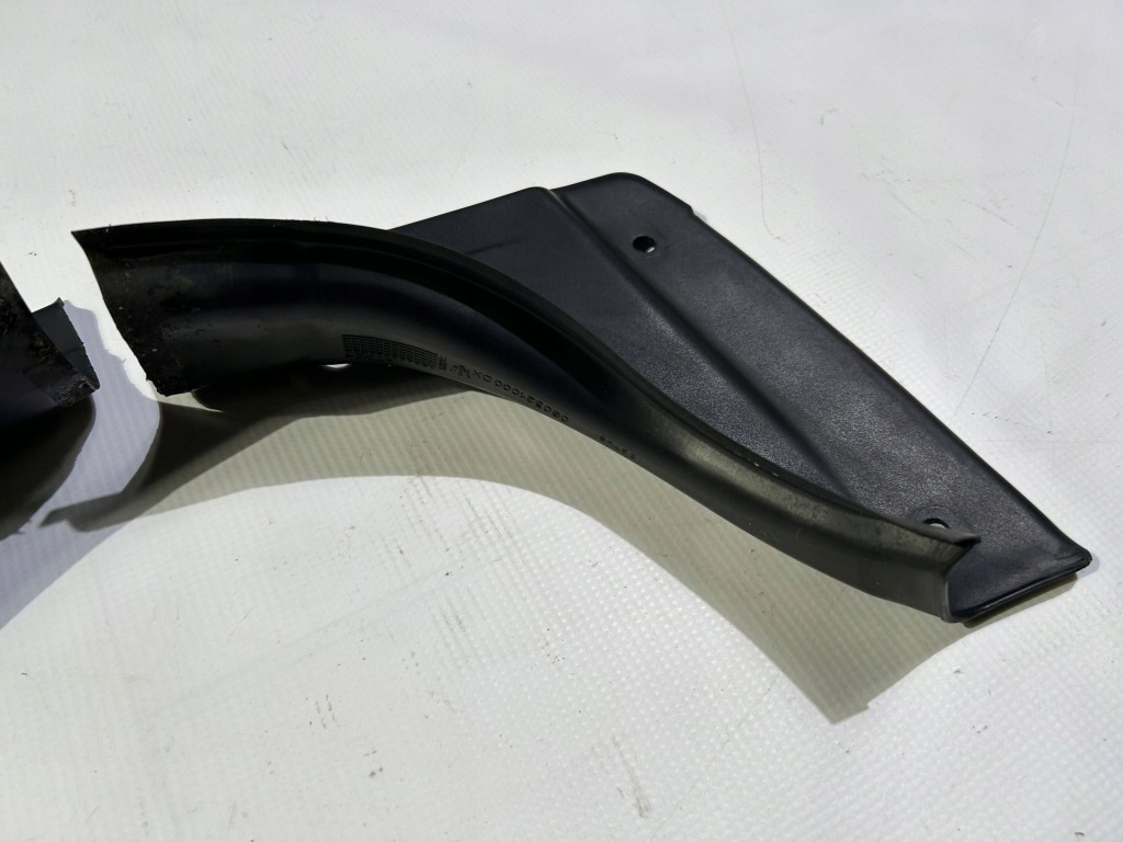 Лоток odporwadzenie воды жабо багажника maserati granturismo 2008- в Украине