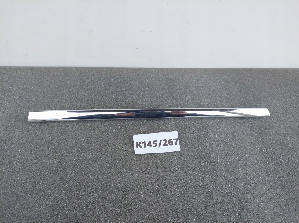 фото №1, Mercedes w204 хром решётка молдинг 99728300 правый