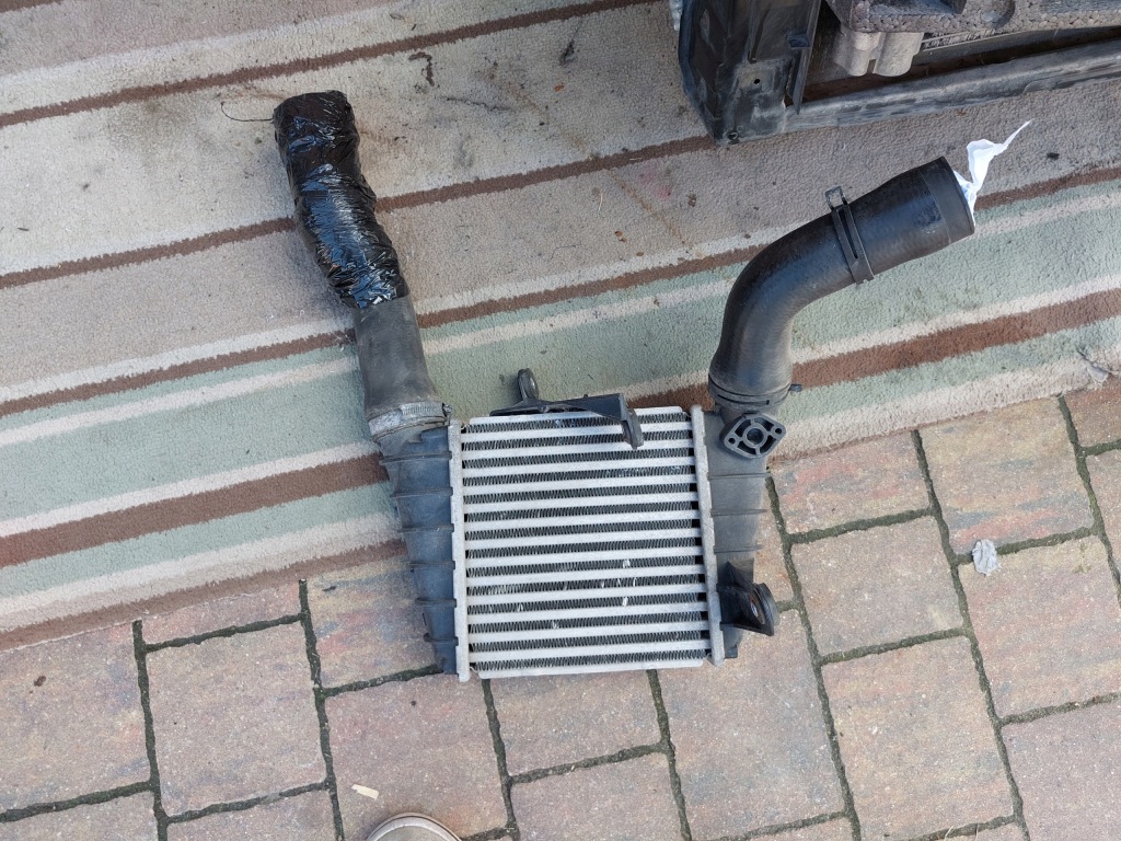 Pas передній skoda fabia ii 1.4 tdi 10r в Україні