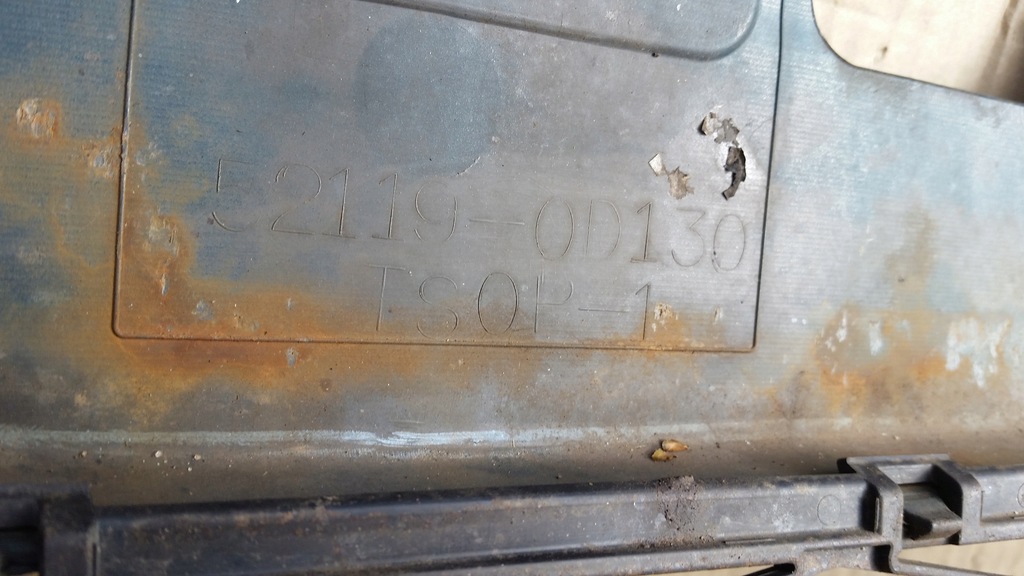 фото №11, Бампер перед toyota yaris ii 6s3 06-09