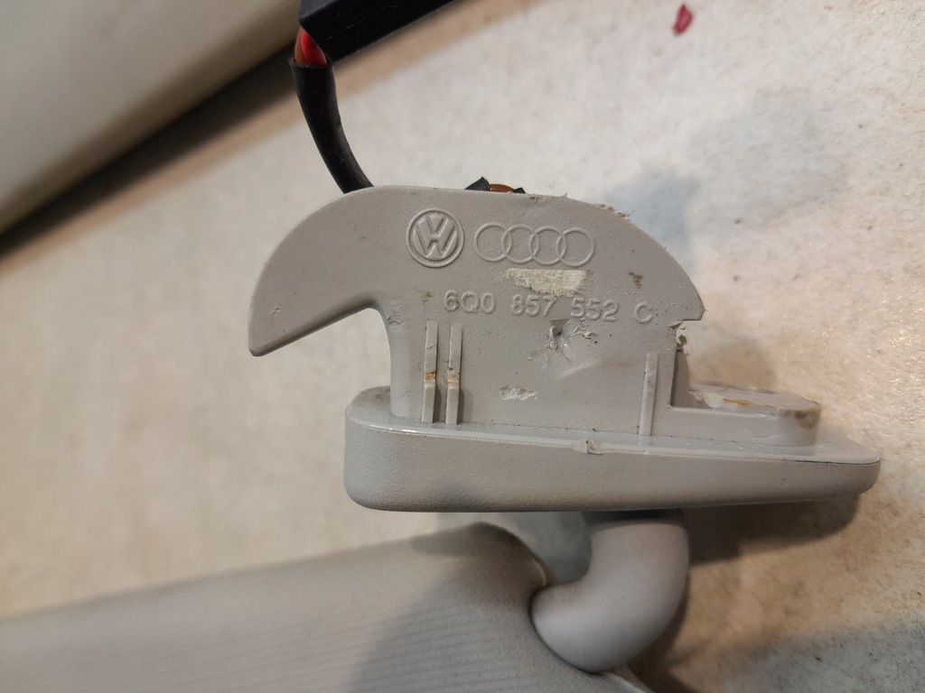 фото №8, Защита солнцезащитная vw polo iv 1.2 6q0857552c