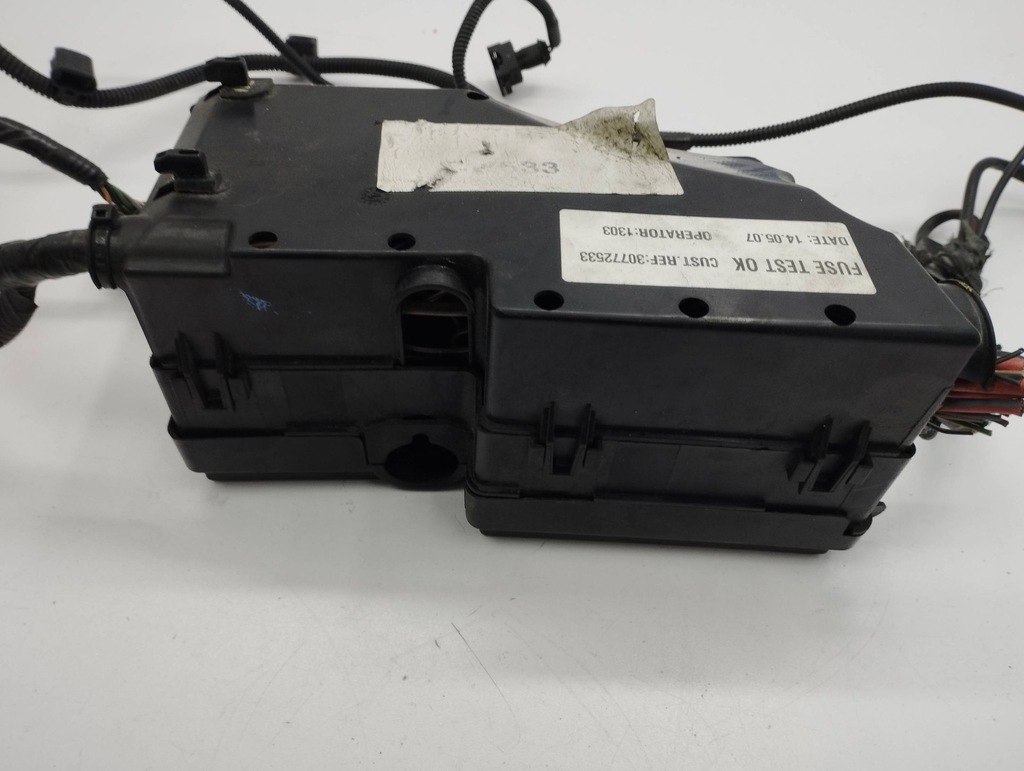 фото №7, Volvo v50 2007 коробка запобіжників / комплект