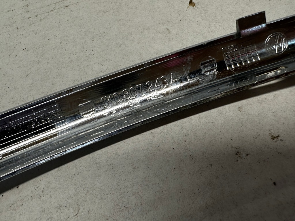 фото №8, Хром молдинг бампера перед левая vw golf v jetta