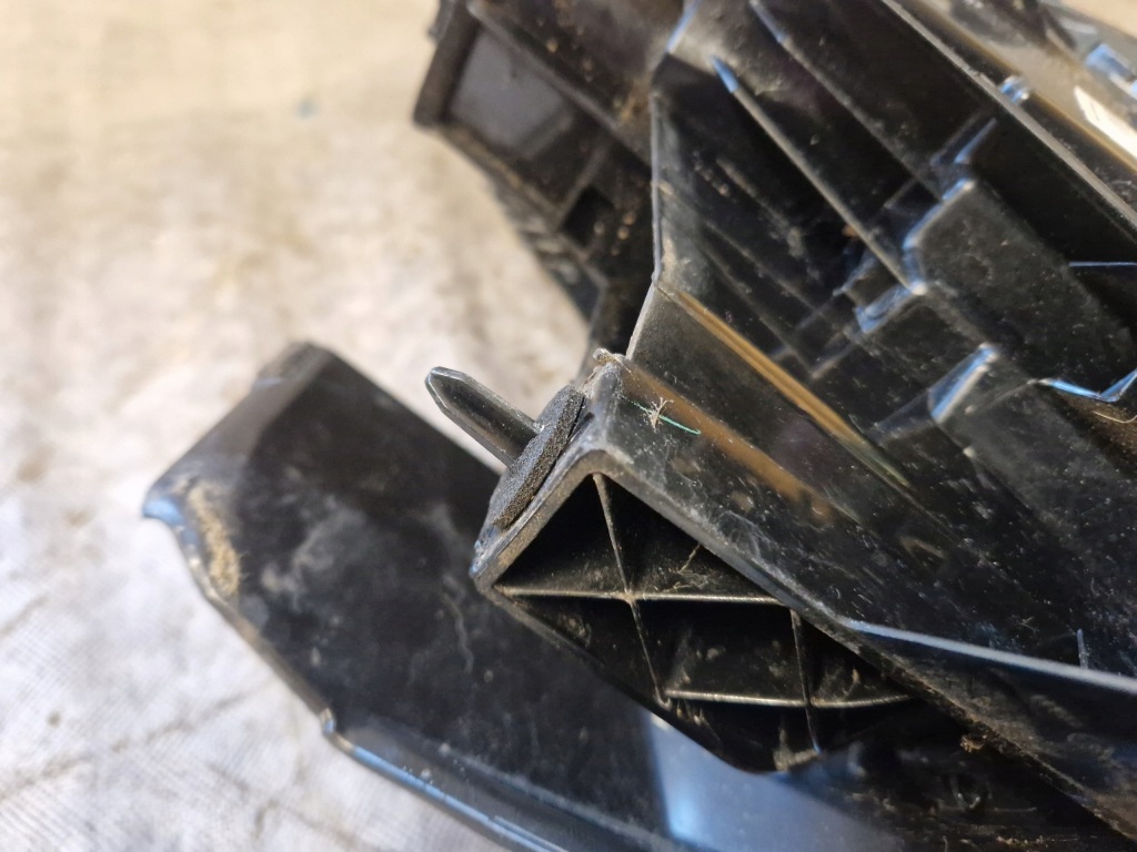 Opel corsa f задняя левая лампа левый задний  led 9829317980 90194156 39162665 Доставка