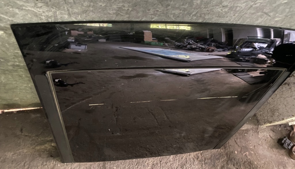 фото №1, Люк vw up 1s0877041b