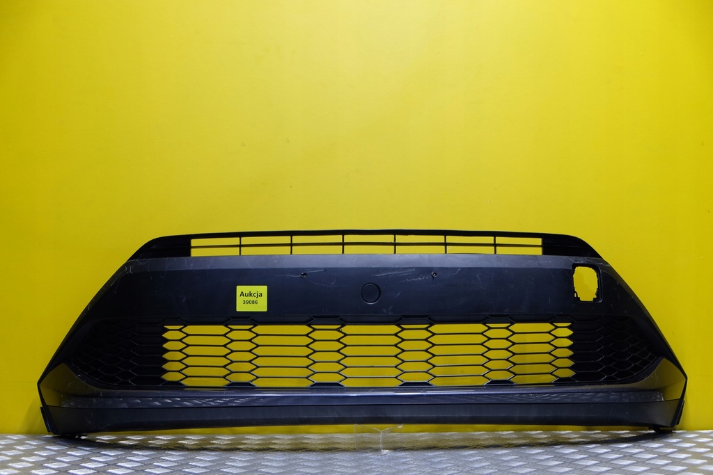 фото №1, Toyota chr lift 2019- решітка w бампер перед