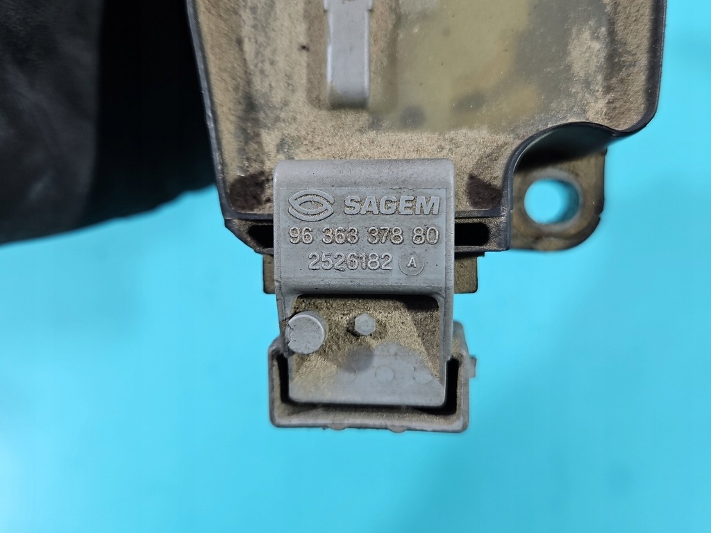 фото №9, Катушка зажигания peugeot 206 9636337880 2526182 1.6 16v