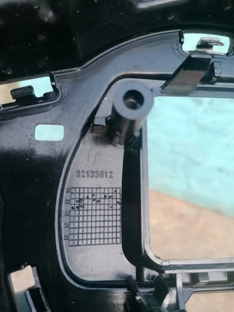 фото №3, Решётка радиатора решётка радиатора volvo xc60 xc 60 ii r diesing