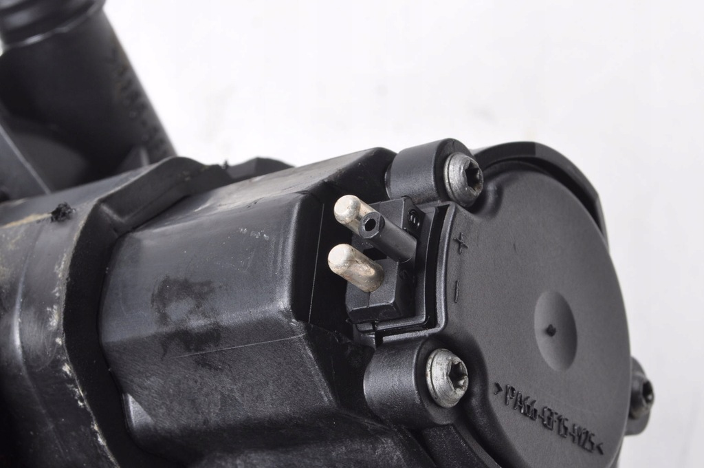 фото №6, Mercedes w211 5.0 v8 насос воздуха вторичного a0001403785 0580000011