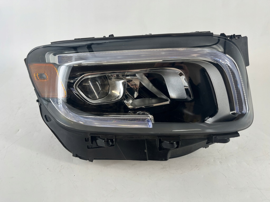 Купити Mercedes w247 glb лампа led америка r - 13416