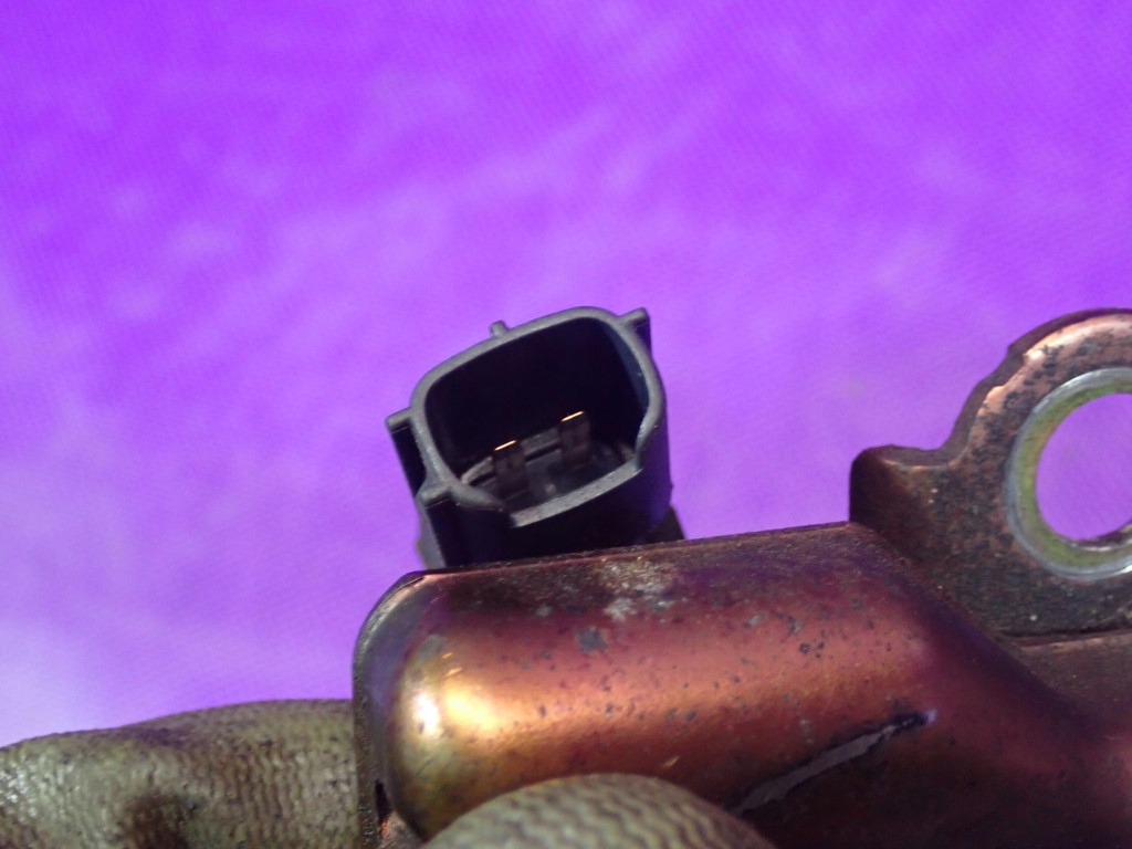 фото №6, Toyota corolla e12 00-08 1.6 молдинг впрыскная 23250-0d020