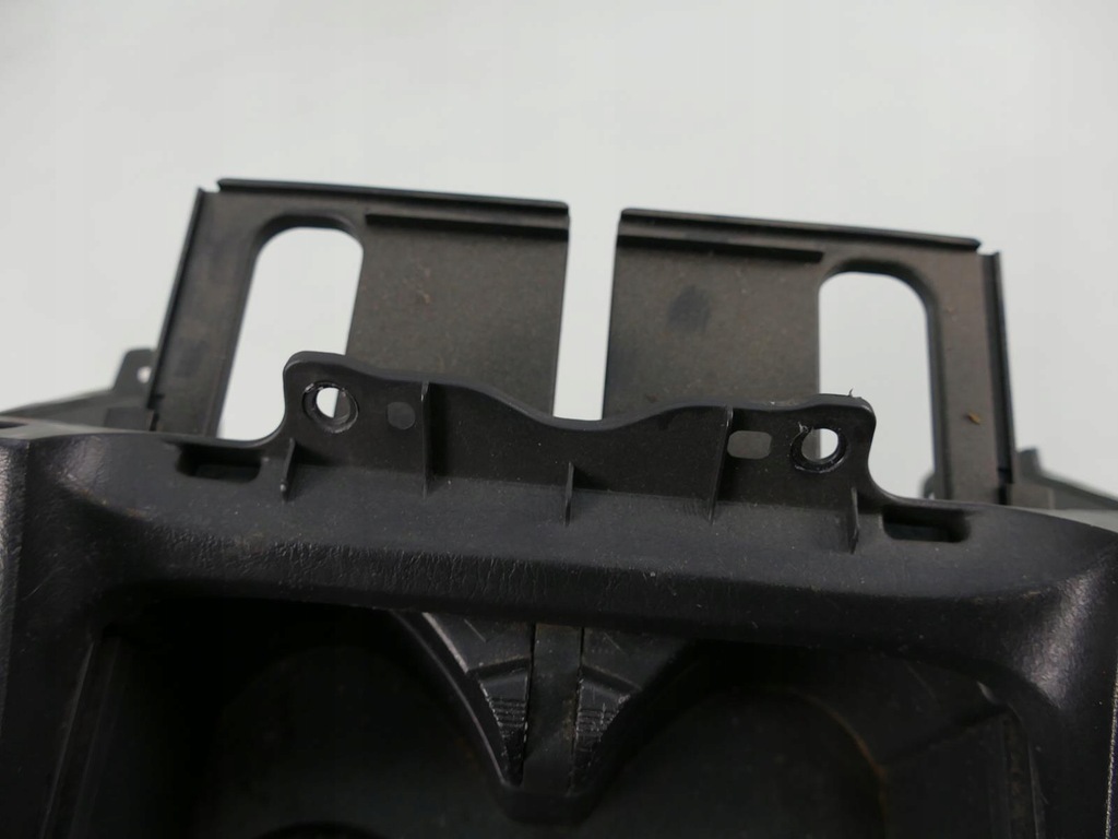 фото №9, Toyota rav4 ii тунель середній cup тримач