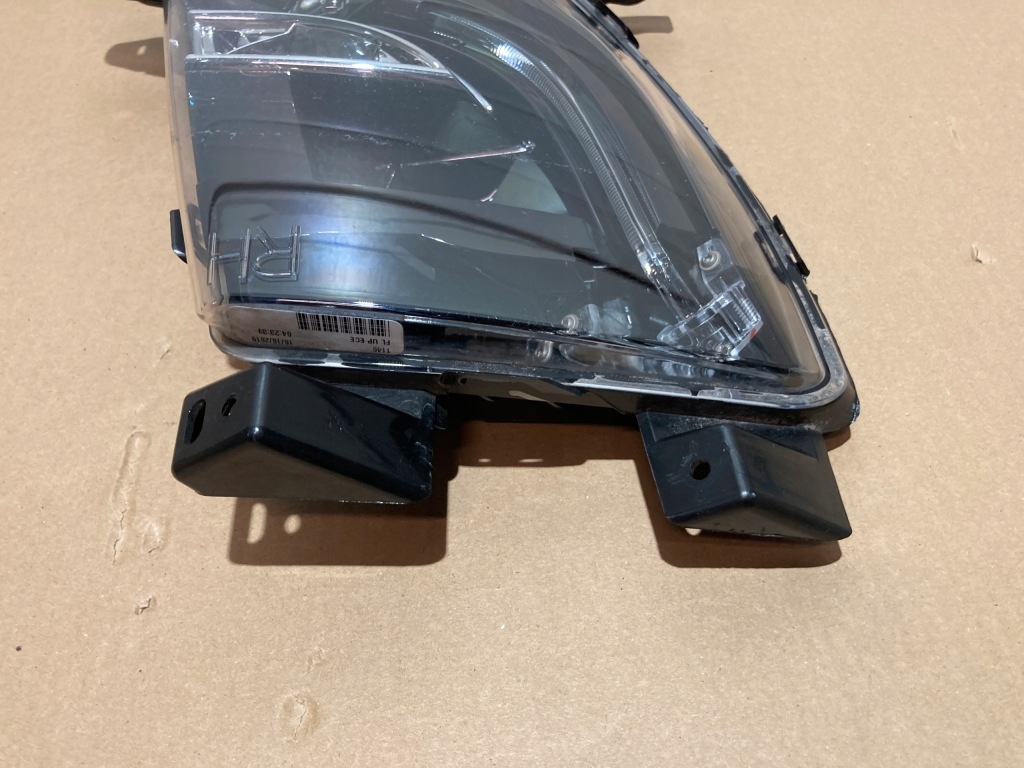 Протитуманна фара правий передній tesla s 6005916 Київ