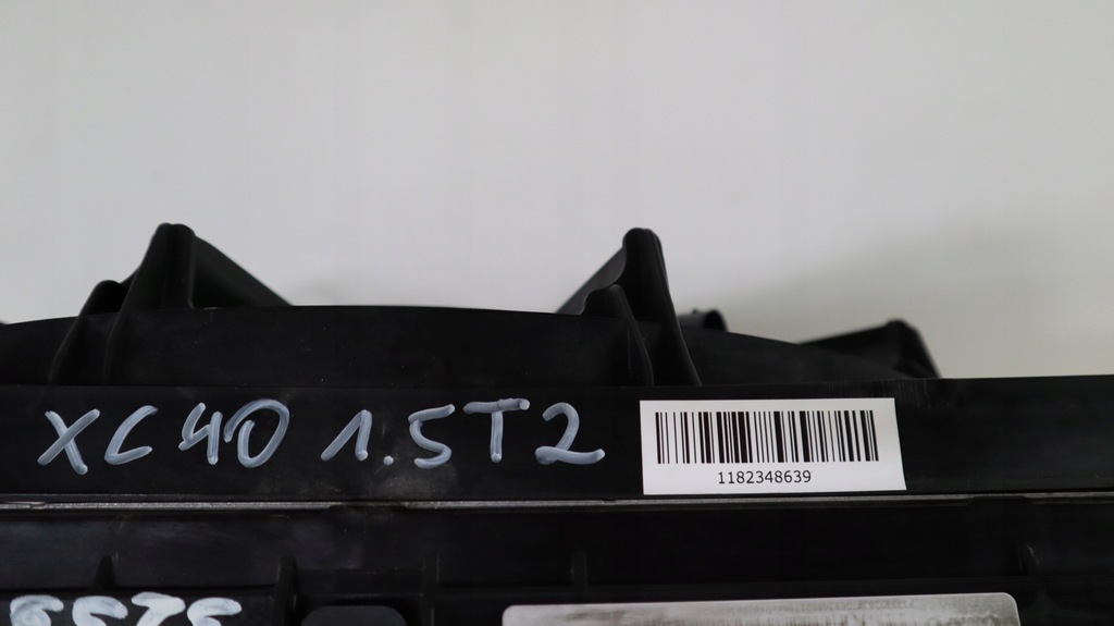 фото №11, Volvo xc40 1.5 t2 радіатор радіатор комплект 32222109, 32335283, 31686408