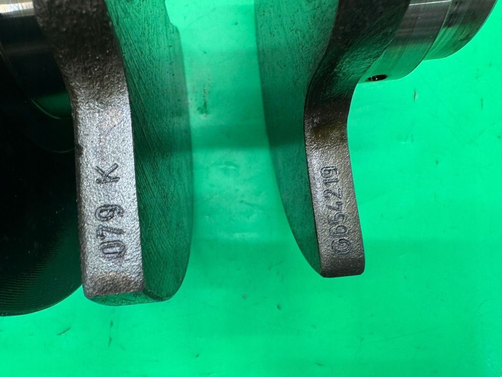 Wał коленчатый 079k 079h audi a6 c6 4.2 mpi v8 04-11 bat Доставка