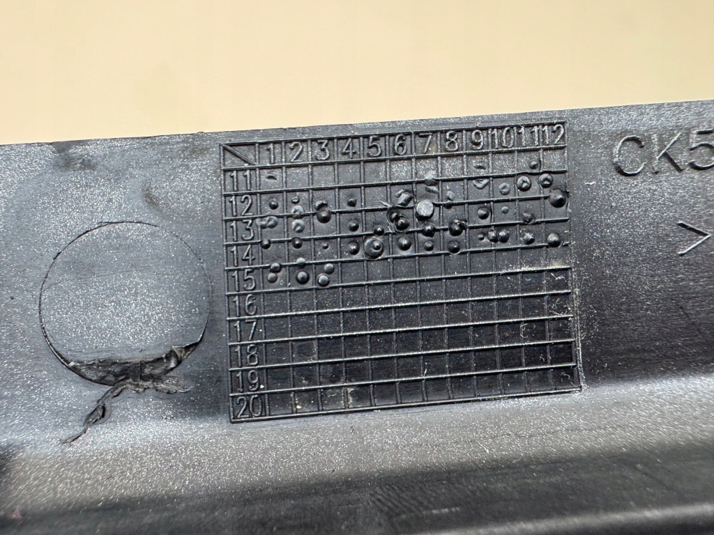 фото №10, Land rover vogue l405 молдинг бампера левая ck52-17d750aa