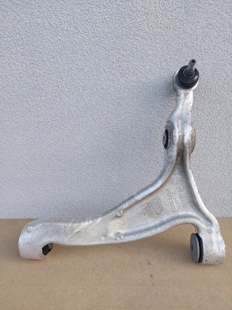 фото №1, Mercedes gle gls w167 важіль правий передній нижній