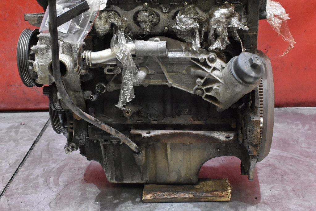 Двигатель стойку бензиновый z16xer opel zafira b 1.6 16v 105 km 05-10 сжатие Доставка