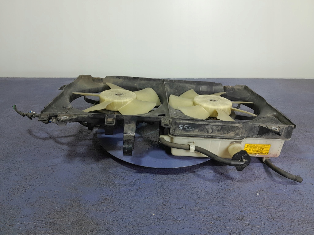фото №5, Toyota prius ii 03- 1.5 hyb вентилятор вентилятор радиатора 422750-1300