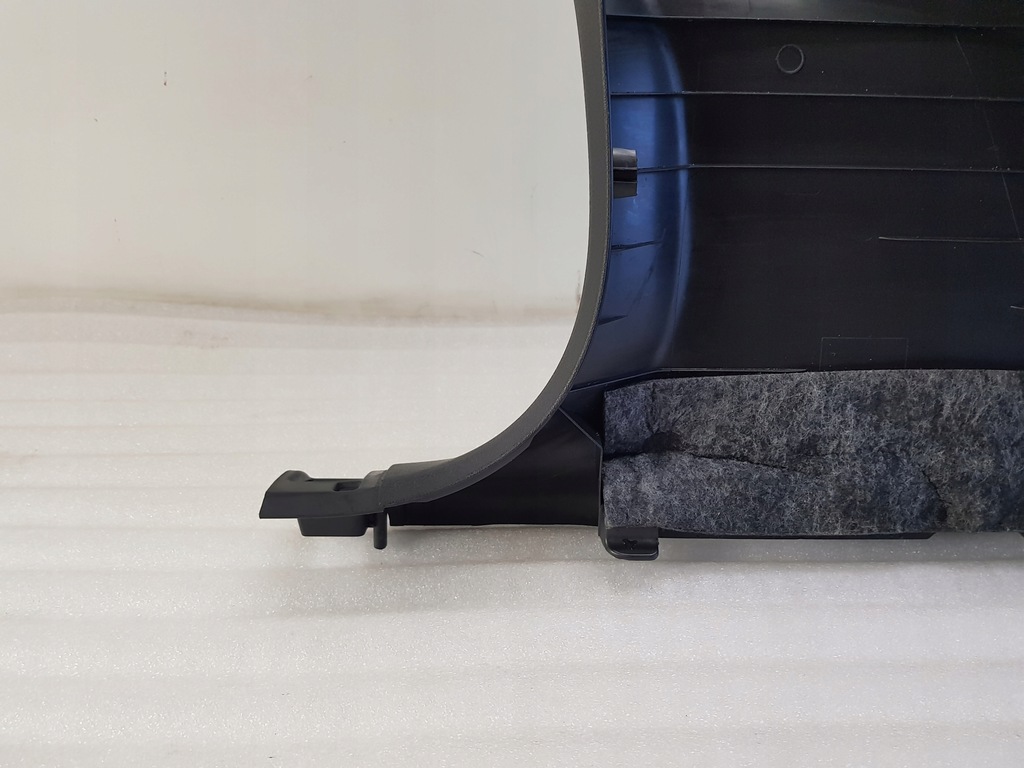 фото №12, Audi q3 защита обшивка стойка правого 8u0867240a