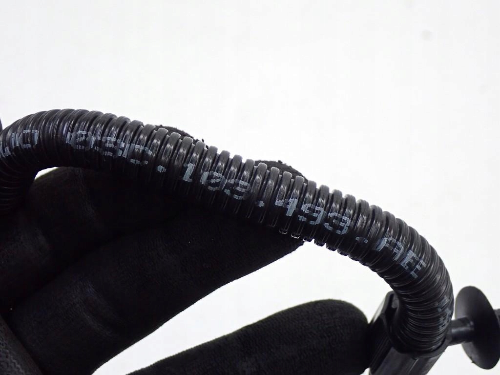 фото №9, Wąż шланг труба воздуха vw golf v vi plus + cross 1.4 tsi cax 11r