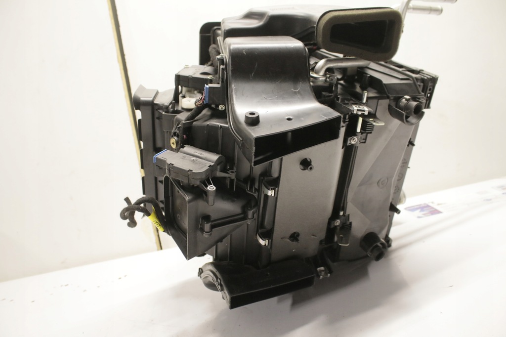 фото №5, Корпус обігрівач audi a6 c6