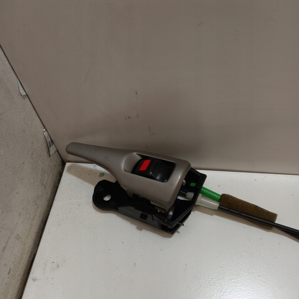 фото №5, Замок двері правий задня задній toyota corolla e15 2 pin