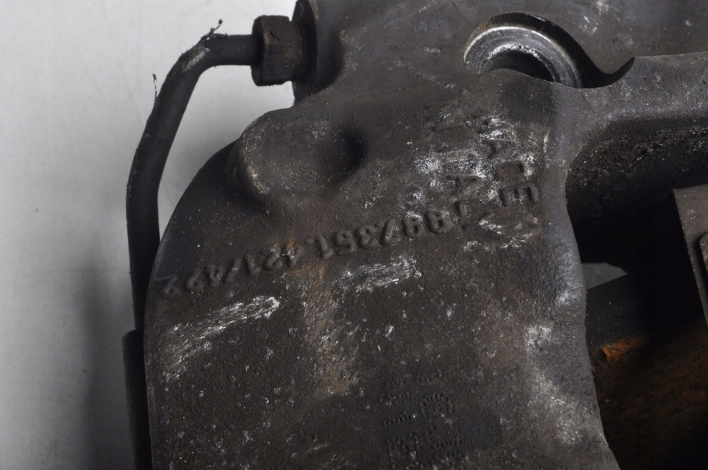 фото №8, Porsche 718 cayman 982 2.0 суппорт правый перед 99135105105 20.a13705